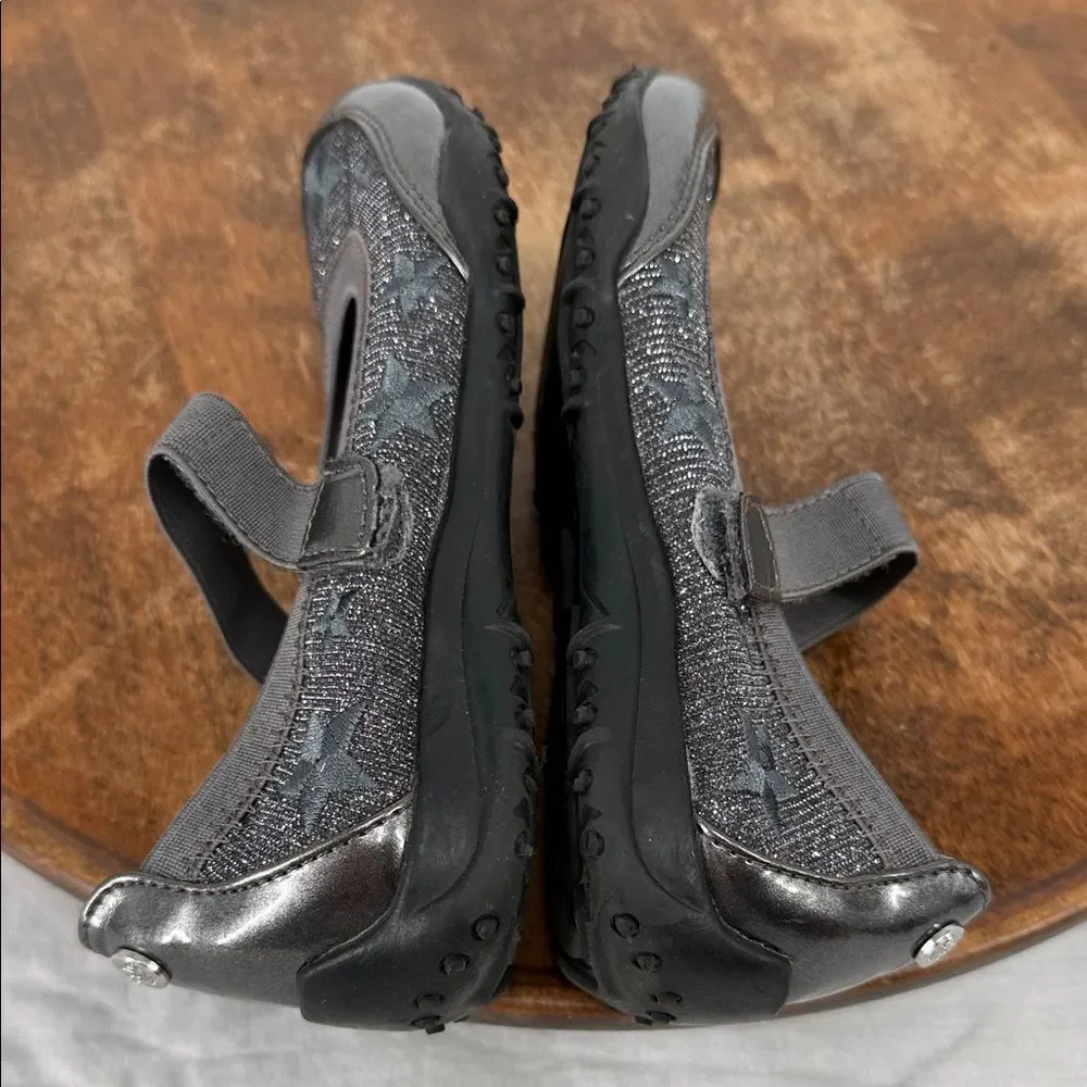 Nina Shoes Girls 13M Metallic Gray Mary Jane Flats Embroidered Star Adjustable